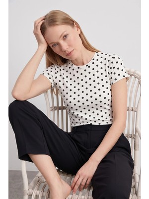 FullaModa Puantiyeli Slim Fit Tişört