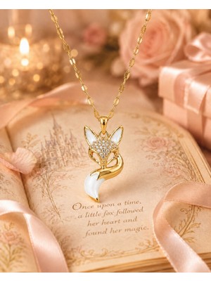 Lia Charm Altın Kaplama Zirkon Taşlı Beyaz Mineli Tilki Kolye