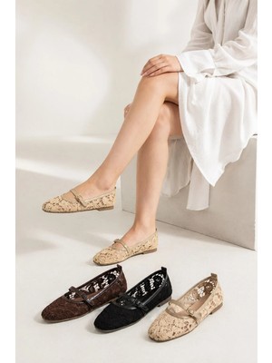 Dabab Shoes Merına Kadın Düz Babet Dantel Dokuma Çiçek Desenli Tokalı Düz Ayakkabı | Bej - Kahve - Siyah