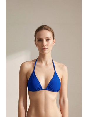 No 35 Concept Kadın Leopar Desenli ve Mavi Minimal Kesim Üçgen Bikini Üstü – Modern ve Şık Tasarım