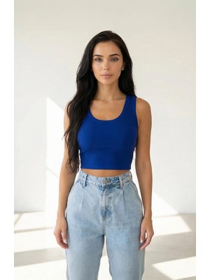 No 35 Concept Kadın Lacivert Kare Yaka Crop Top Bluz – Şık, Rahat ve Kolay Kombinlenebilir