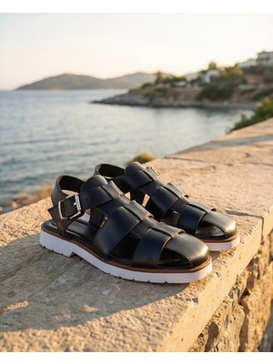 Futsi Shoes Jasper Siyah Hakiki Deri Toka Detaylı Kadın Sandalet