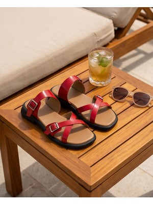 Futsi Shoes Camılle Kırmızı Hakiki Deri Çapraz Bantlı Tokalı Comfort Terlik