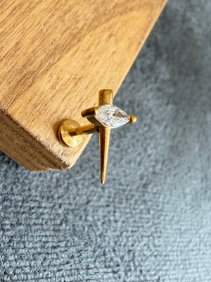 Zadenza Gold 316 L Cerrahi Çelik Markiz Kılıç Zirkon 6x1.2mm Çelik Labret Piercing