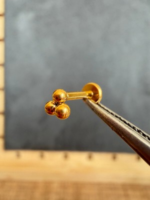 Zadenza Gold Yüksek Kalite G23 Titanium Üç Top Altın Titanyum 6x1.2mm Labret Piercing