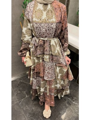 Modiva Mix Kadın Uzun Kat Kat Volanlı Şal Desenli Patchwork Tesettür Elbise