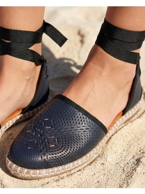 Futsi Shoes Fressia Lacivert Hakiki Deri Bilekten Bağlamalı Espadril Kadın Babet