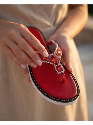Futsi Shoes Julıette Kırmızı Hakiki Deri Taş Işlemeli Parmak Arası Kadın Terlik