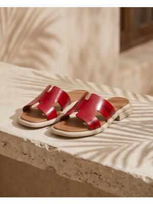 Futsi Shoes Noemıe Kırmızı Minimal H Kesim Hakiki Deri Rahat Günlük Kadın Terlik