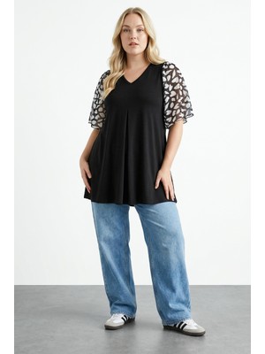 Stil Diva Kolları Tül Detaylı Pileli T-Shirt