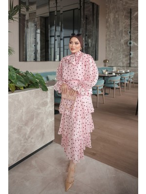 İmaj Butik Pembe Eteği Katlı Puantiyeli Takım