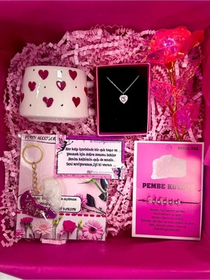 Perry Accessories Kararmaz Çelik Pembe Kalp Kolye ,kalp Anahtarlık ,solmaz Gül ,doğal Taş Bileklik ve Kalp Kupa Set