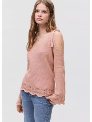 Mango Cut Out Detaylı Kazak