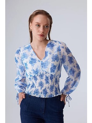 Gusto Beli Lastikli Çiçek Desenli Bluz - Mavi