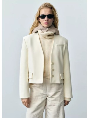 Mango Kalıplı Crop Blazer Ceket