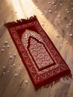 Altınoluk Haremia Kadife Çocuk Seccadesi – Yumuşak Dokulu, Hafif ve Taşınabilir, Çocuk Namaz Seccadesi, Hediye Uygun Kırmızı