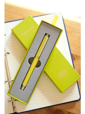 Victoria's Journals Premium Roller Kalem