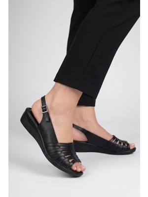 Walkenzo 3785 Ortopedik Rahat Taban Günlük Kadın Sandalet