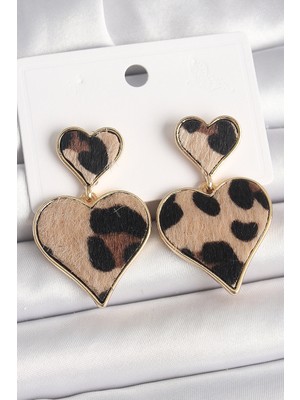 Clariss Nikaa Shop Pirinç Gold Renk Sallantı Leopar Kalp Model Kadın Küpe