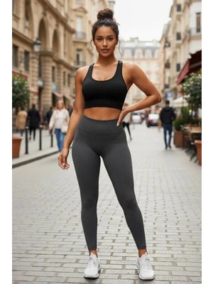 Marsilyan Kadın Siyah Modern Fit Sırtı Çapraz Lastik Detaylı Crop Top Bluz