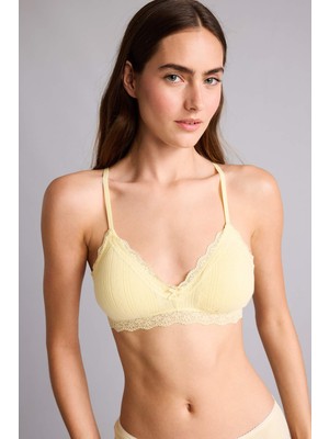 DeFacto %100 Pamuk Dantel Detaylı Çıkarılabilir Kap Çıkarılabilir Pedli Balensiz Açık Sarı Bralet G7762AX26SP