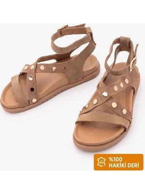 Marjin Kadın Hakiki Deri Arkadan Bilekten Bantlı Troklu  Günlük Sandalet Dovisa Camel Süet