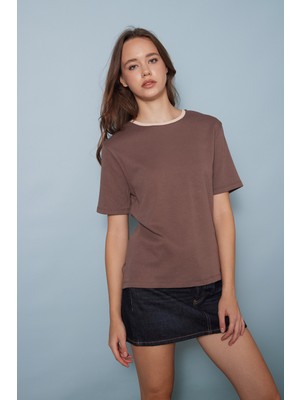 Avrile Pamuklu Kısa Kollu Kontrast Bisiklet Yaka T-Shirt