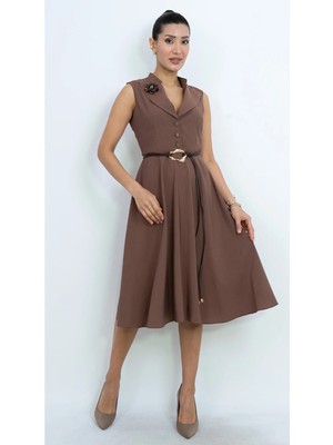 Dorne Moda Çiçek Aksesuarlı Kruvaze Yaka Kemerli Midi Elbise - Düğün - Mezuniyet - Ofis Şıklığı