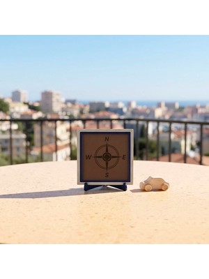 Miawiki Pusula Tasarımlı Modern Dekoratif Parça, Yaşam Alanınızı Zenginleştiren Şık Aksesuar 10X10 cm