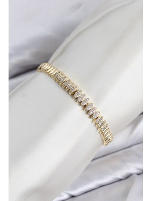 Uravas Store cm Arpa Model Zirkon Taşlı Vıp Seri Gold Renk Pirinç Kadın Bileklik