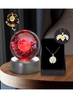 Hediyesahibi Isme Özel Satürn Çemberinde Yürüyen Kız Işıklı Cam Küre 8cm*6cm Kolye Hediyeli