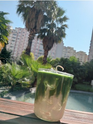 Glow-Candle by You Buzlu Matcha Latte Dekoratif Mum