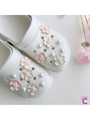 Cinderella 16'lı Pembe Beyaz Çiçekli Incili Taşı Terlik Süsü Seti Jibbitz - Cross Terlik Süsleri Crocks Charm