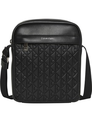 Calvin Klein Emblem Aop Emboss Reporter