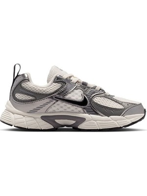 Nike Nıke Nıke V5 Rnr E (Ps) Çocuk Günlük Ayakkabı HQ6412-003 Siyah