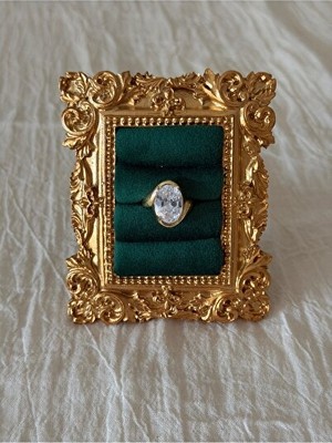 Orvessa Vintage Yüzük Standı ile Takılarınızı Şık ve Düzenli Saklayın Makyaj & Takı Organizeri
