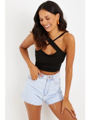 TeknoKapsül Cool & Sexy Kadın Siyah Çapraz Askı Viskon Crop Bluz B1601