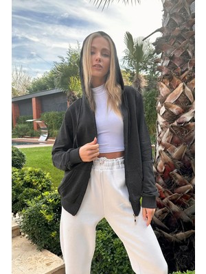 TeknoKapsül Trend Alaçatı Stili Kadın Koyu Antrasit Kapüşonlu Çift Cepli Fermuarlı Oversize Sweatshirt ALC-667-001