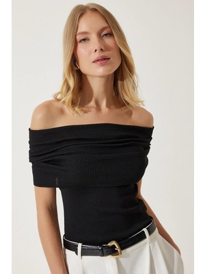 TeknoKapsül Happiness Istanbul Kadın Siyah Omzu Açık Triko Bluz  FN03181
