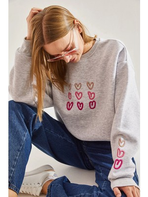 TeknoKapsül Bianco Lucci Kadın Üç Iplik Şardonlu Kalp Baskılı Sweatshirt 40951011