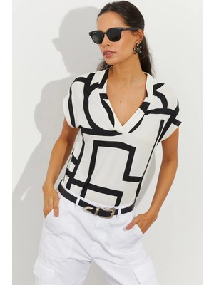 TeknoKapsül Cool & Sexy Kadın Beyaz Desenli V Yaka Bluz LPP1217