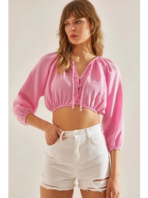 TeknoKapsül Bianco Lucci Kadın Bağlama Yakalı Bel ve Kol Lastikli Muslin Crop Gömlek 60251135