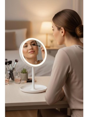 Nacario Buffer® LED Işıklı Yuvarlak Makyaj Aynası – Dokunmatik Ayarlanabilir Işık Tonlu, 360° Döner Masaüstü Profesyonel Makyaj ve Cilt Bakım Aynası