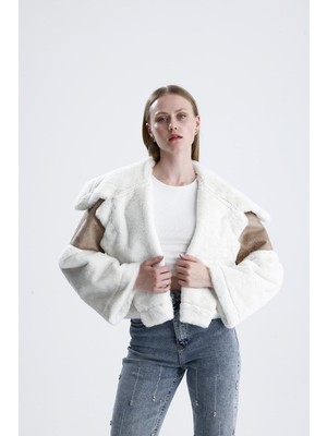 Velizade Beyaz Peluş Detaylı Kahverengi Süet Görünümlü Eskitme Biker Mont Kışlık Crop Kesim Kürk Yakalı Ceket