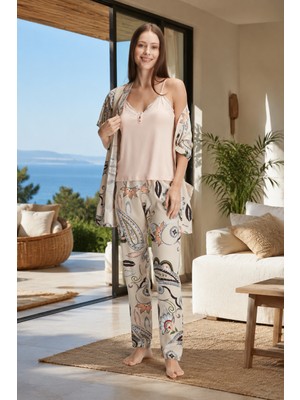 Bursa Pijama Kadın Içi Ip Askılı Dantel Detaylı Altı Uzun Etnik-Şal Desen Sabahlıklı Pijama Takım