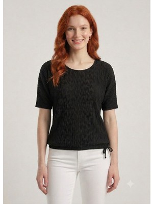 Neden Tekstil Kadın Siyah Dokulu Regular Fit Bluz