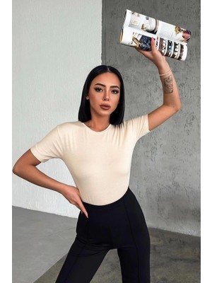 Aesco Rahat ve Şık Kısa Kollu Bisiklet Yaka Likralı Viskon Penye Body Bej ( Lisinya )