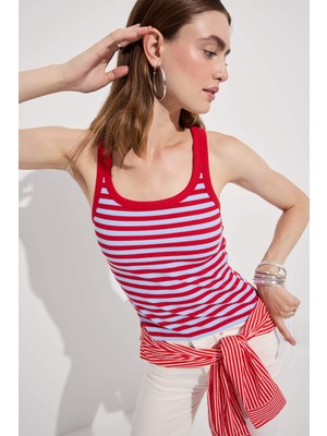 DeFacto Pamuklu Relax Fit Bisiklet Yaka Fitilli Kırmızı Atlet I3449AX26HS
