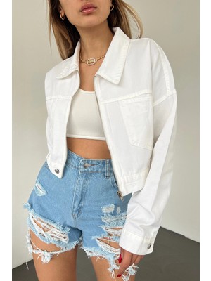 Bacc Beyaz Çift Cepli Fermuarlı Yıkamalı Crop Denim Ceket