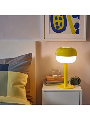 Orvessa Sarı Renkli Modern Masa Lambası, Kompakt ve Şık Tasarım Masa ve Gece Lambası